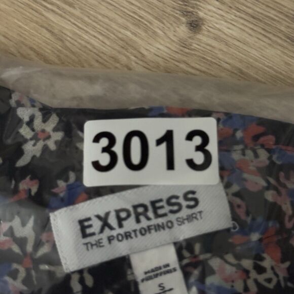 Express Shirt Womens Small Black Blue Pink Micro Floral Portofino Office Casual - Picture 8 of 8